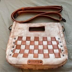BedStu Keiki crossbody purse